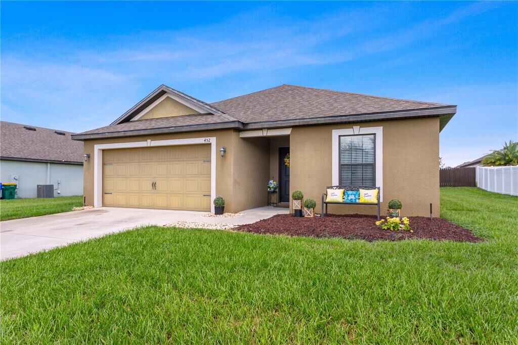 Property Photo:  452 Ocho Rios Avenue  FL 32778 