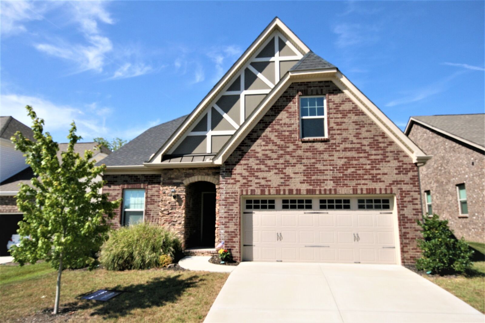 Property Photo:  1056 Westgate Dr  TN 37066 