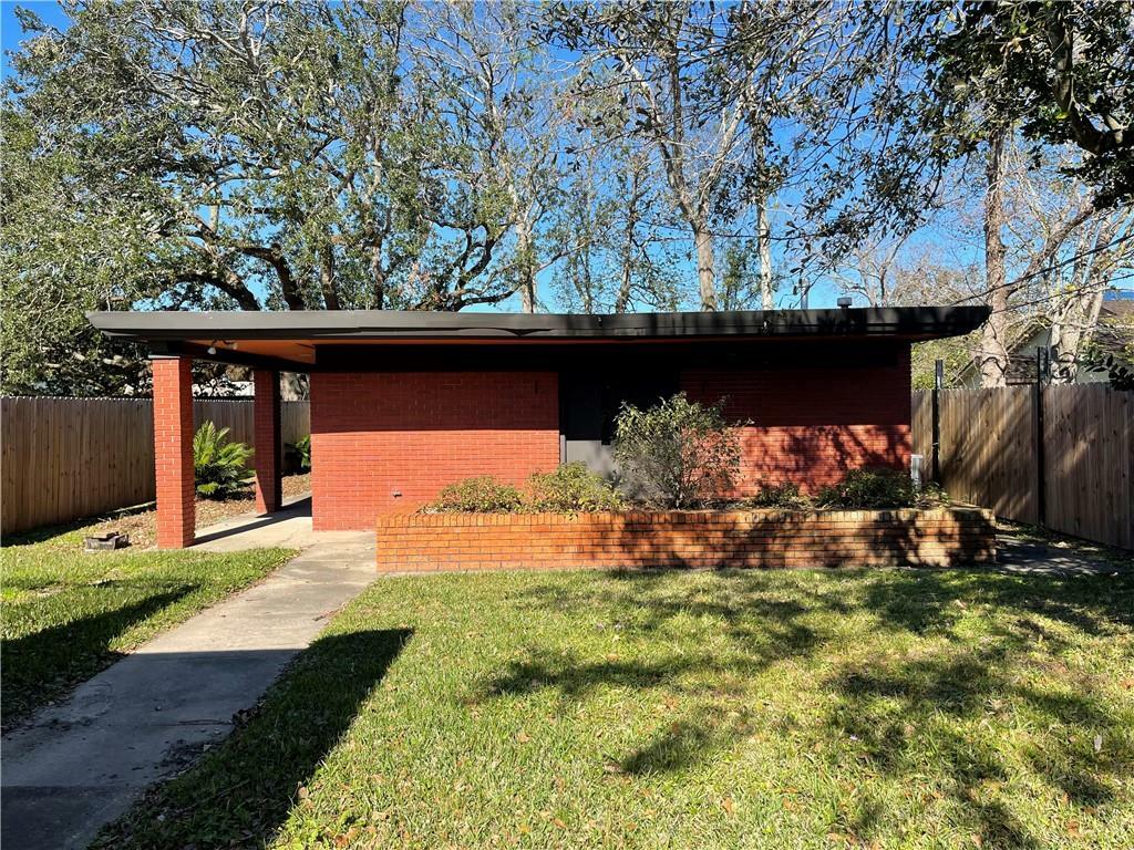 Property Photo:  5118 Ehret Road B  LA 70072 