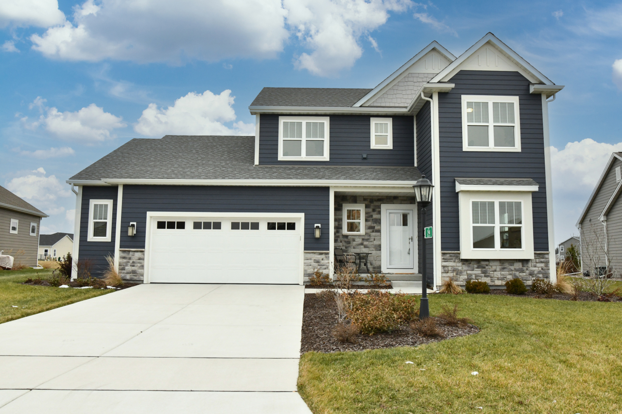 Property Photo: 2941 Winnebago Dr WI 53066