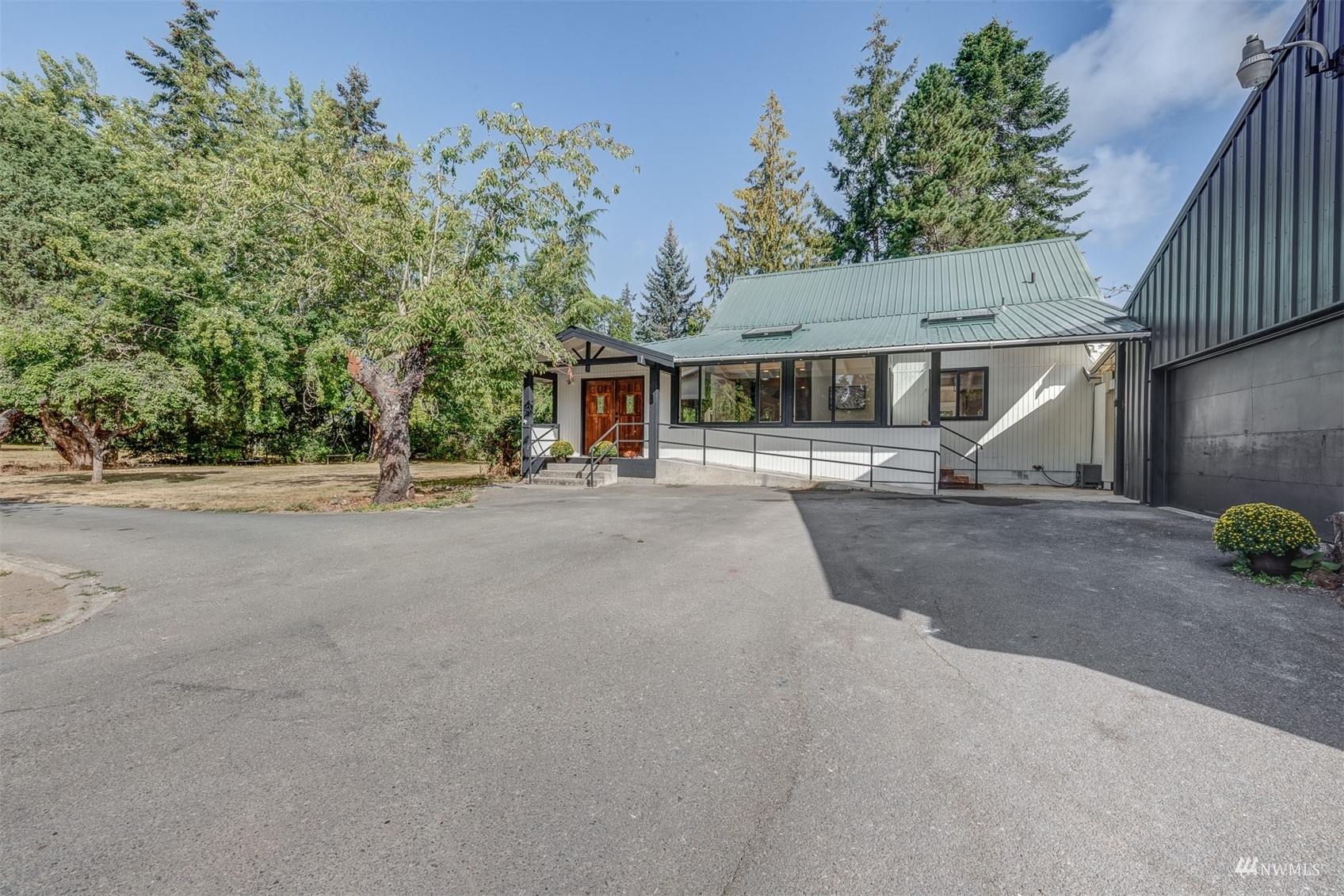 Property Photo:  440 Forrest Way  WA 98282 