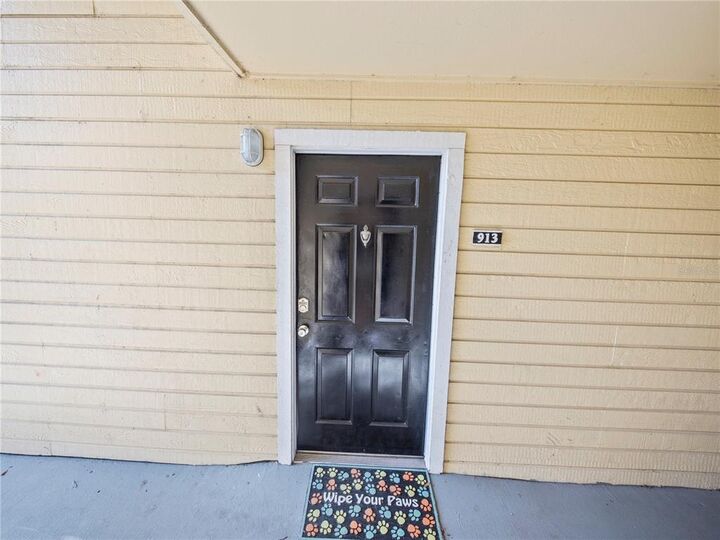 Property Photo: 1075 S Hiawassee Road 913 FL 32835