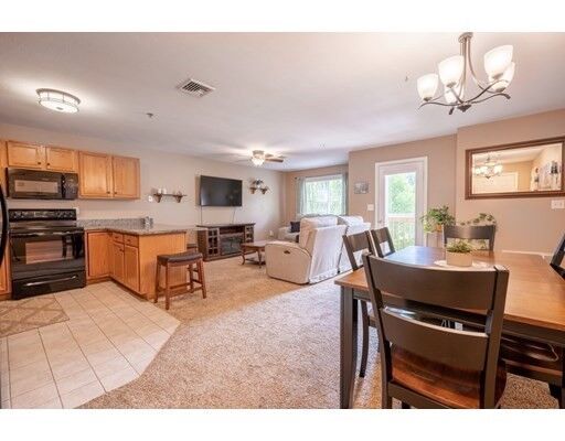 Property Photo:  9 Eagle Dr 9  MA 01876 