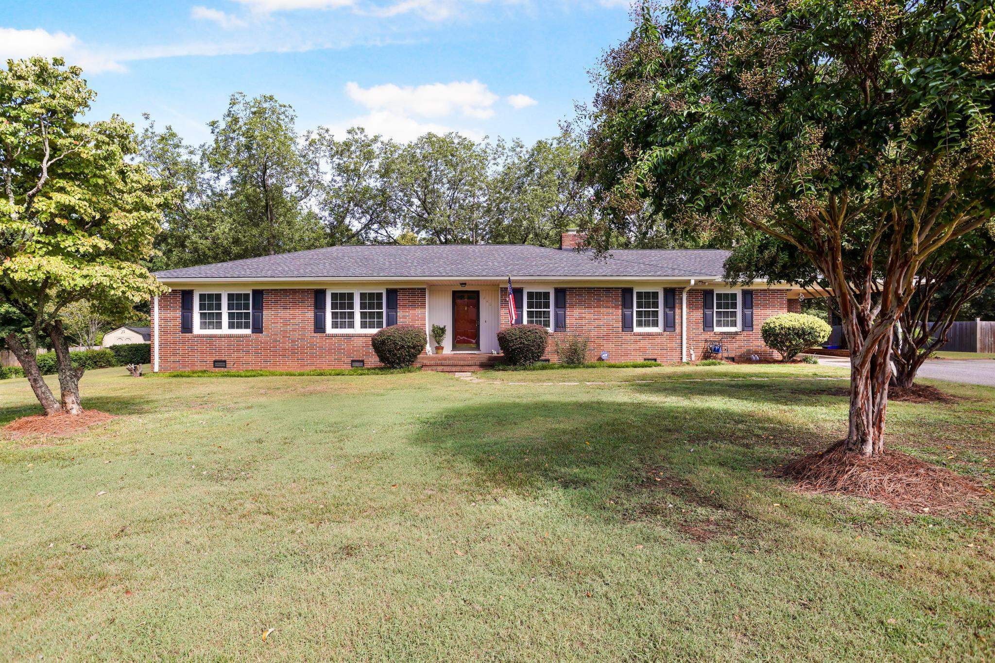 Property Photo:  228 Gordon Dr  SC 29301 