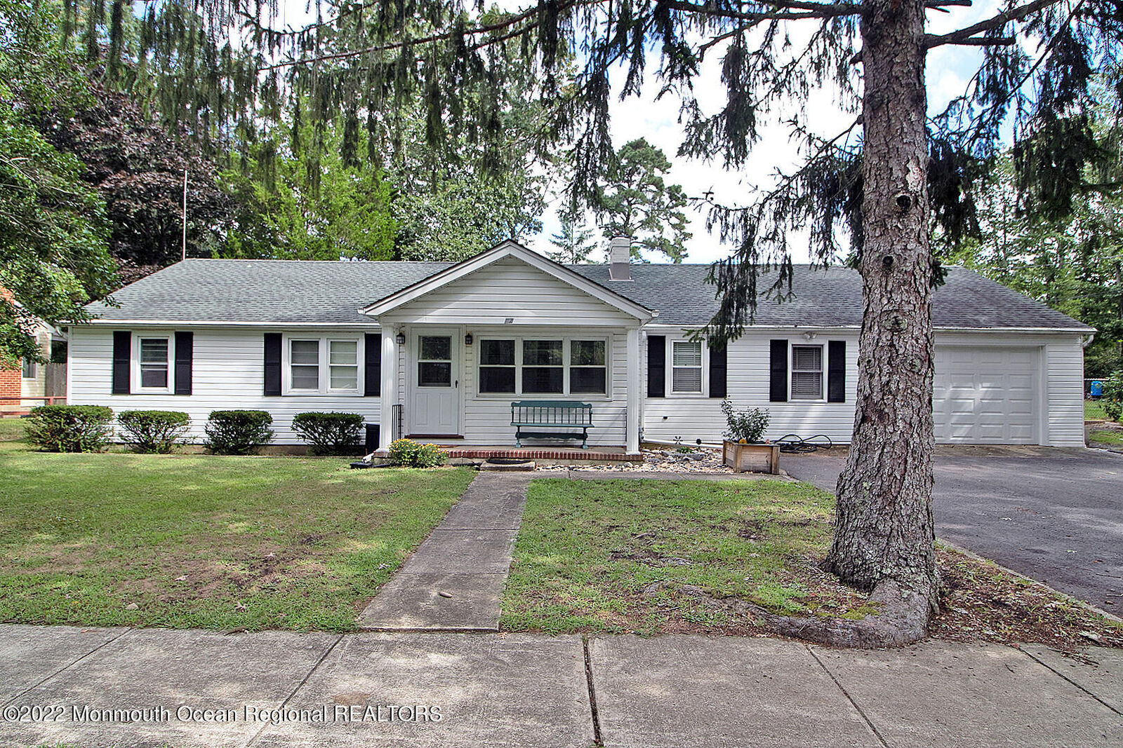 Property Photo:  82 Burr Street  NJ 08005 