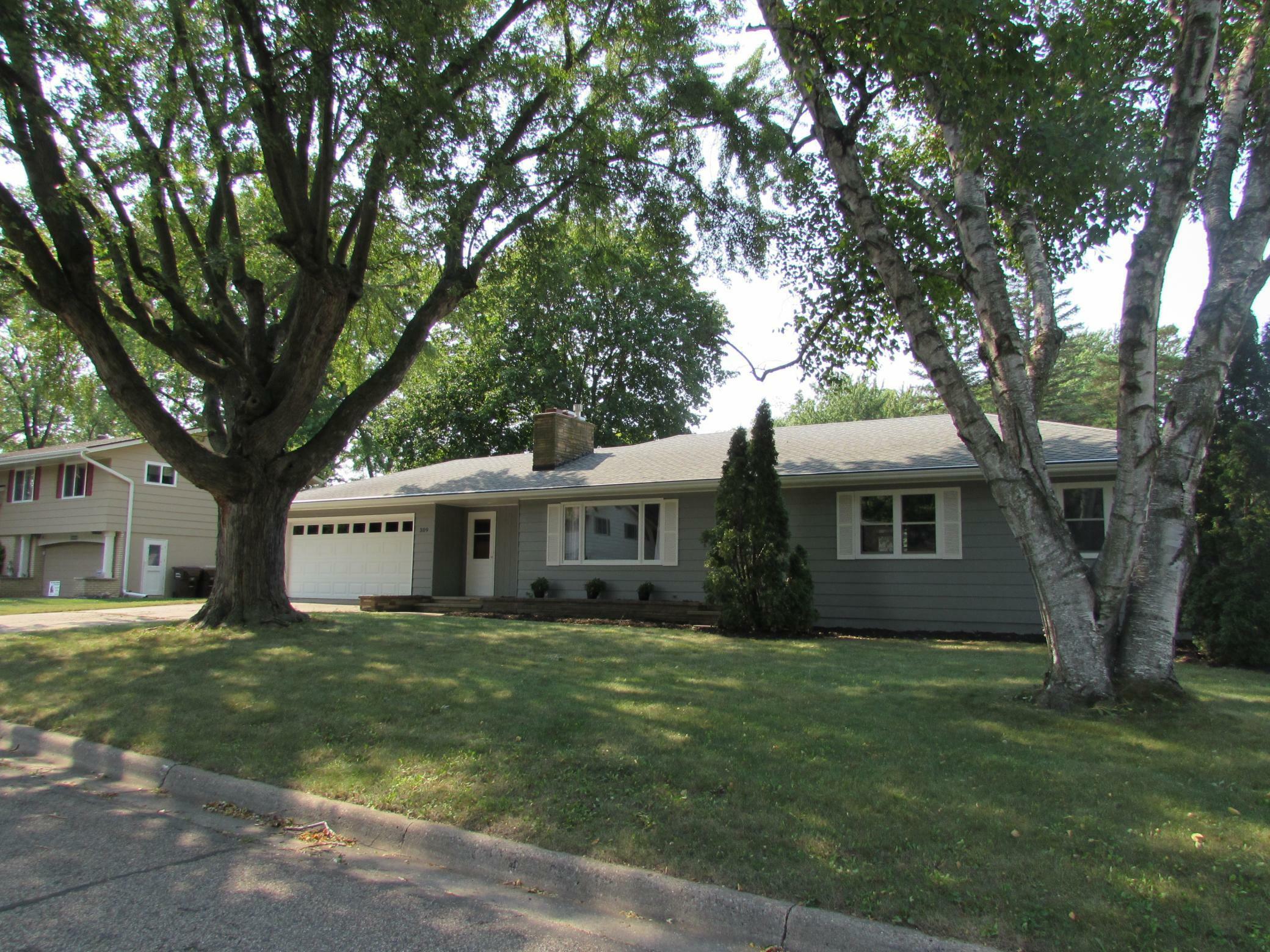 Property Photo: 309 Kelsey Street MN 55328