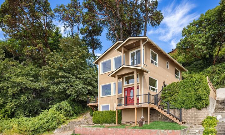 Property Photo:  24123 Vashon Highway SW  WA 98070 