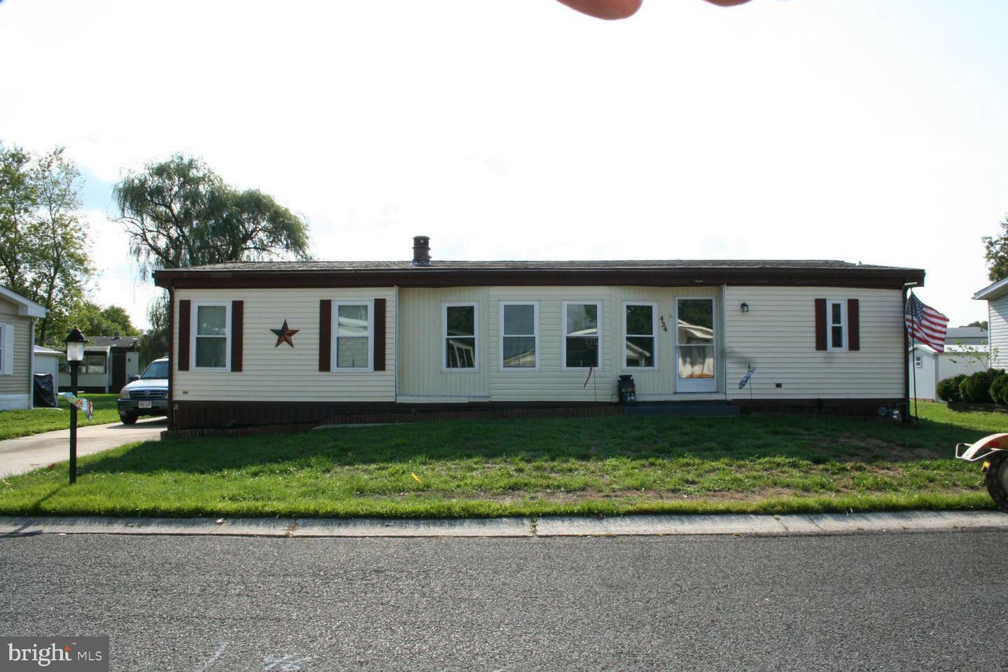 Property Photo:  434 Country Lane  NJ 08310 