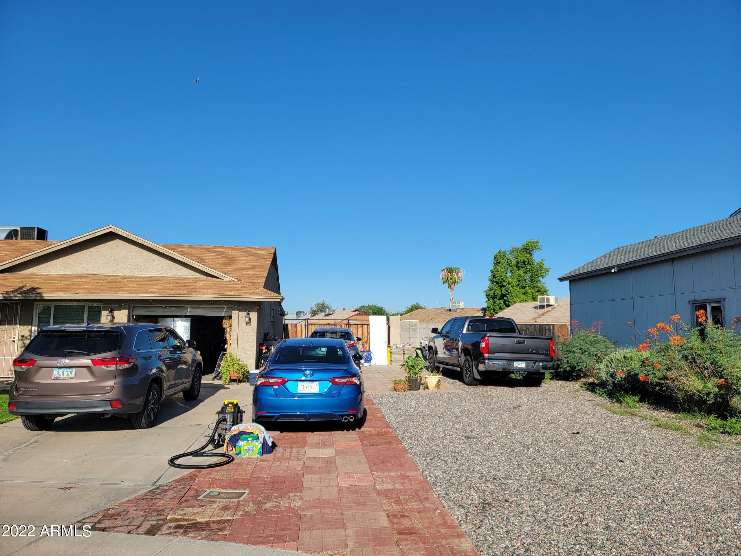 Property Photo: 11174 N 71st Drive AZ 85345