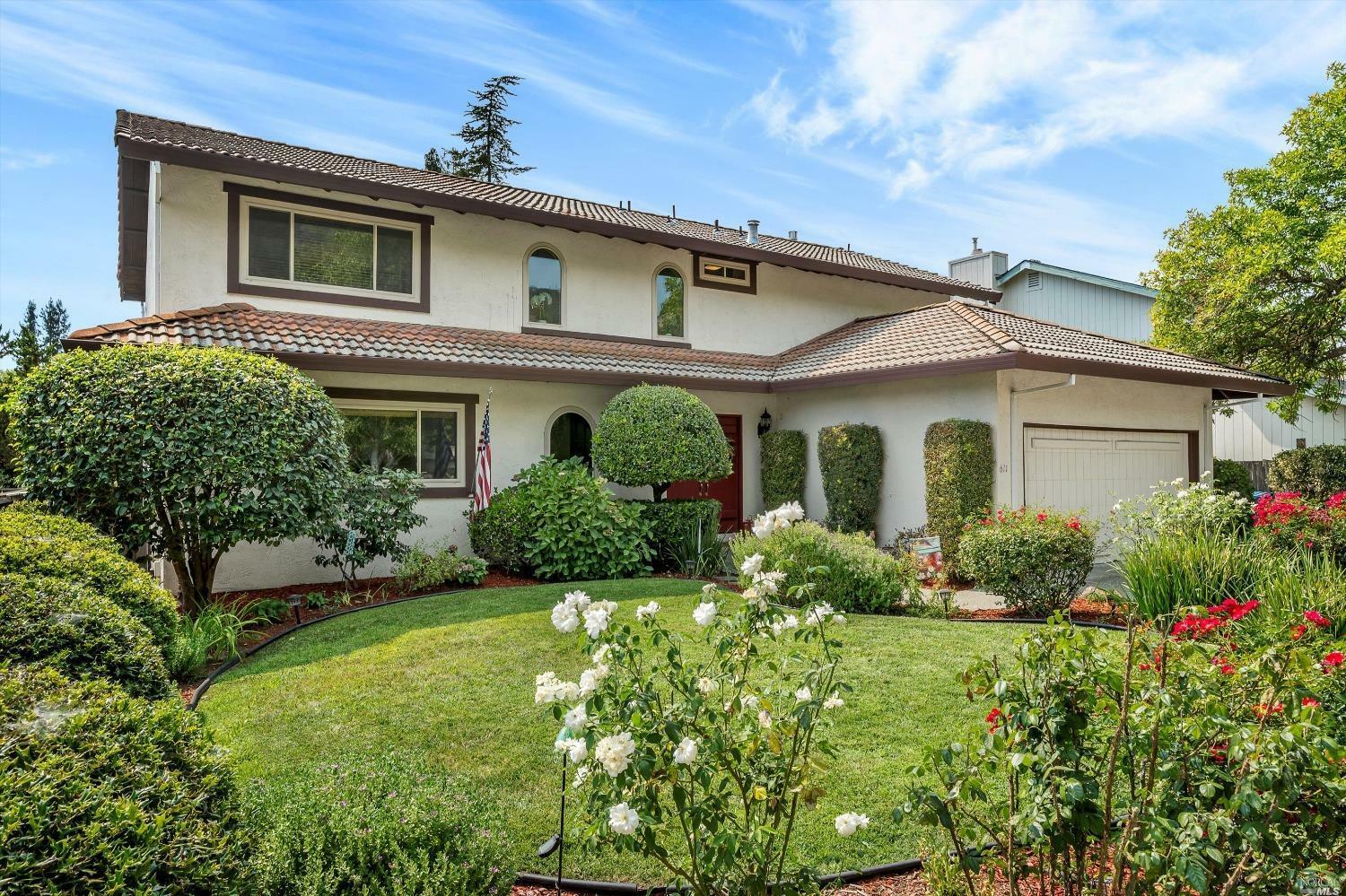 Property Photo:  611 Crestmont Drive  CA 95409 