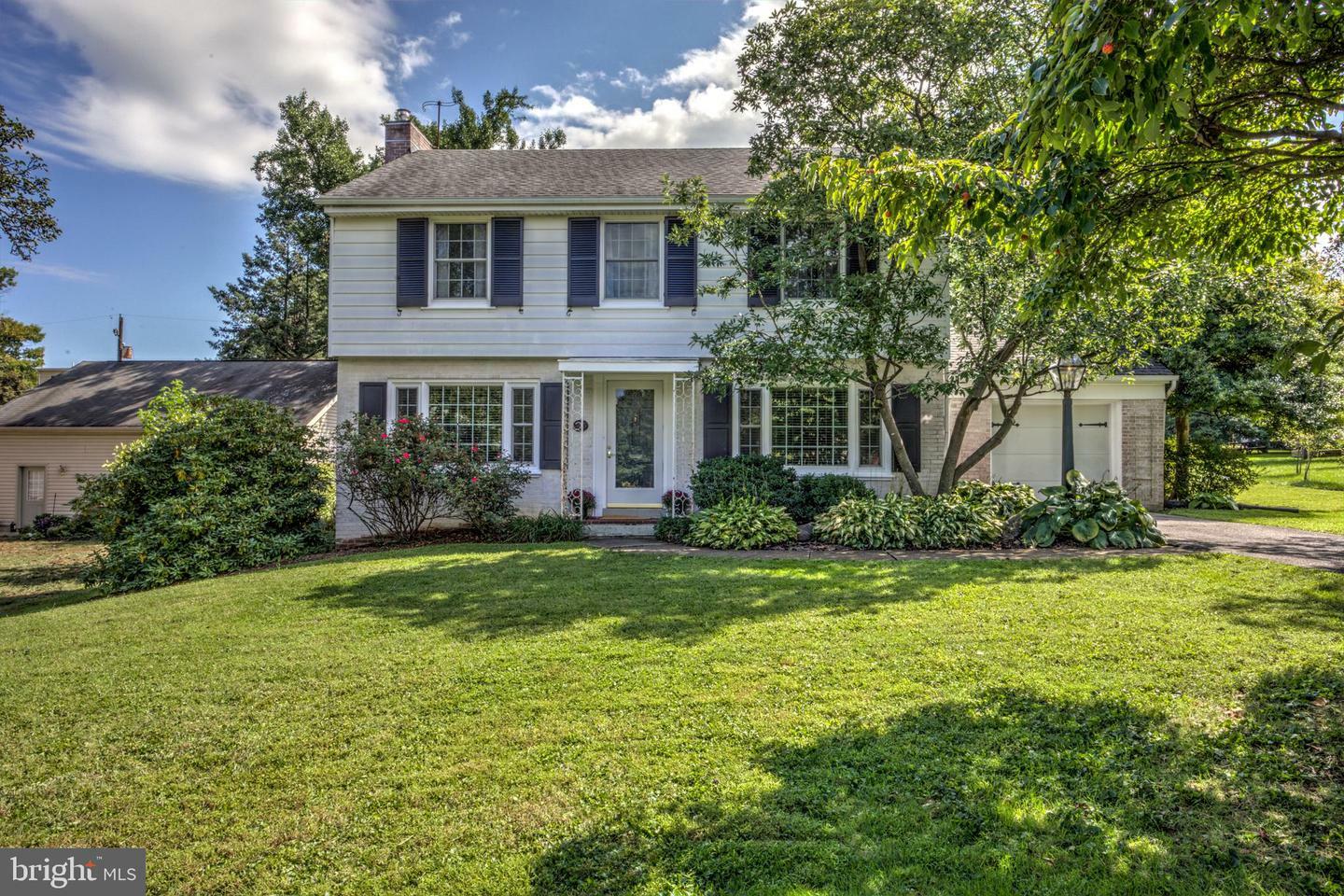 Property Photo: 305 Spencer Avenue PA 17603