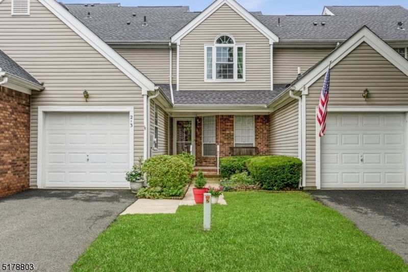 Property Photo:  213 Golden Rod Ct  NJ 08889 