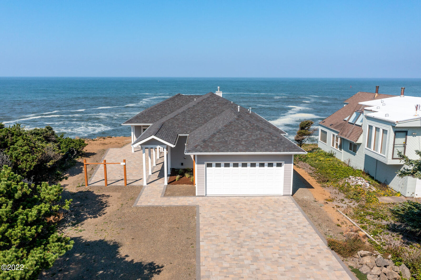 Property Photo:  571 Point Avenue  OR 97341 