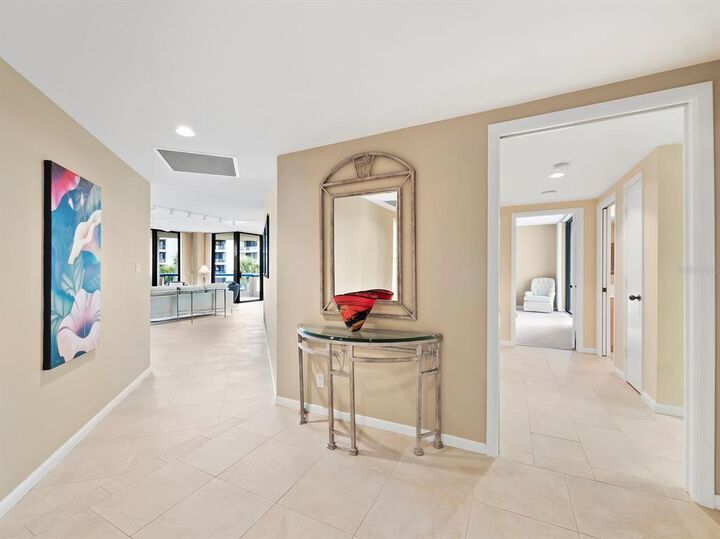 Property Photo: 2120 Harbourside Drive 628 FL 34228