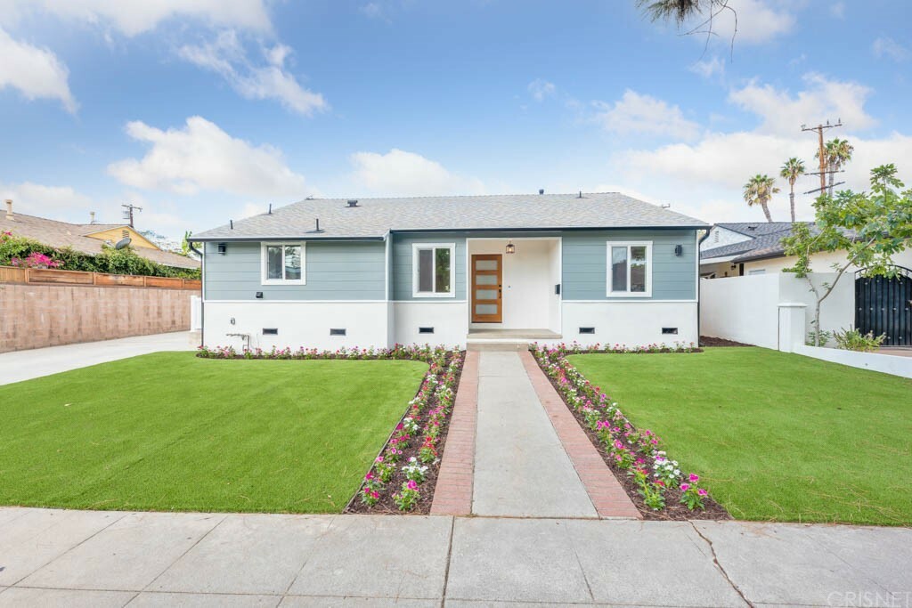 Property Photo:  8151 Etiwanda Avenue  CA 91335 