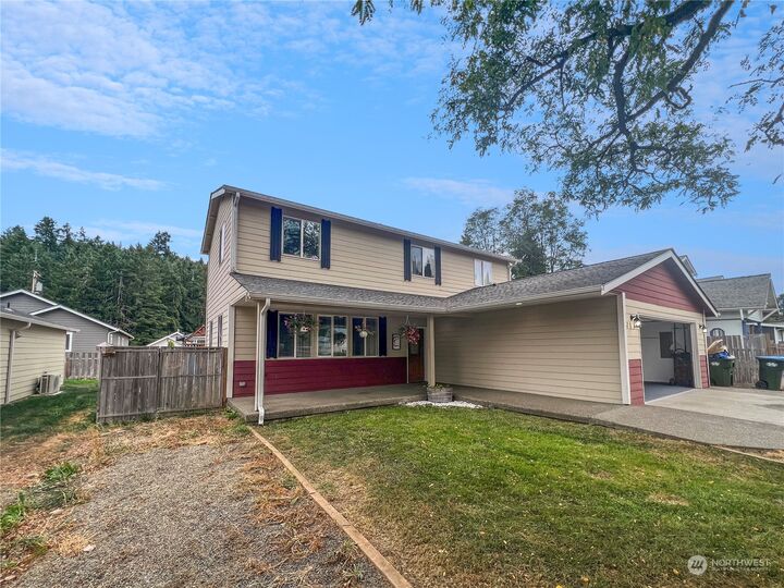 Property Photo: 911 SW Front Street WA 98596