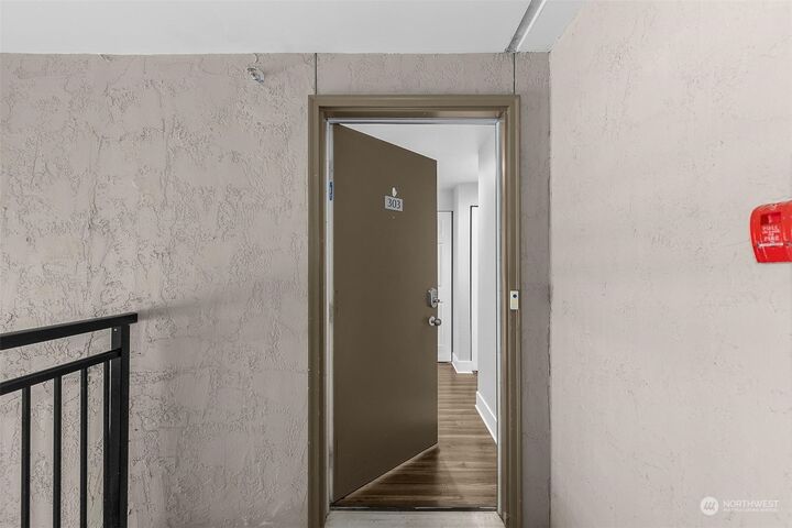 Property Photo:  19404 Bothell Way NE B303  WA 98011 