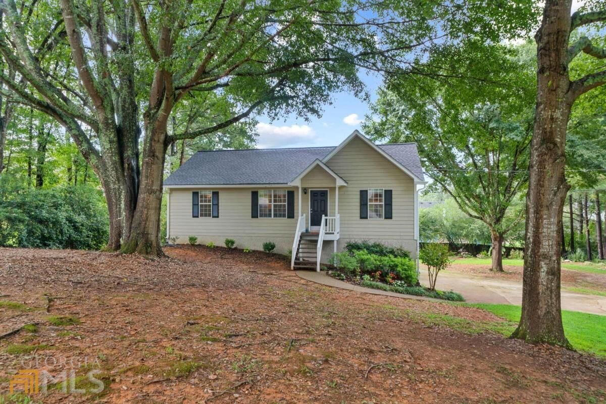 Property Photo:  33 Peach Forest Place  GA 30134 