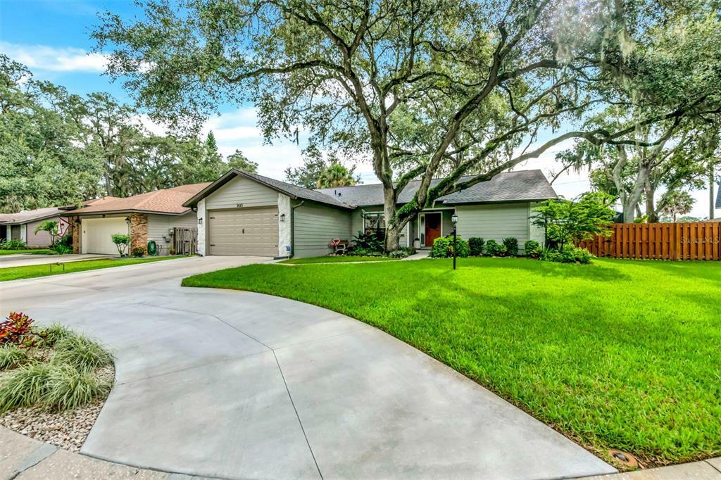 Property Photo:  2623 Mapleloft Lane  FL 34232 