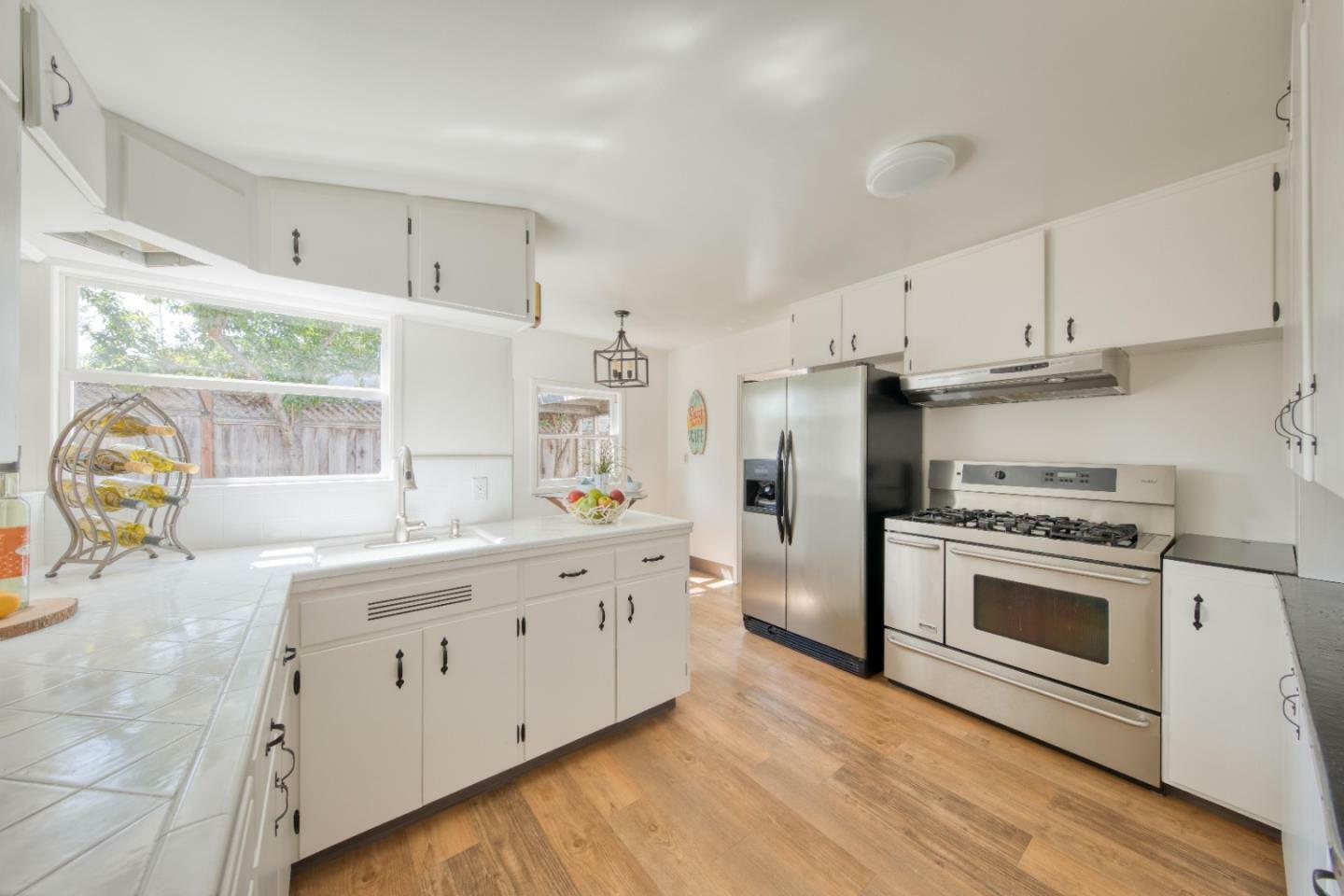 Property Photo:  1118 Seabright Avenue  CA 95062 