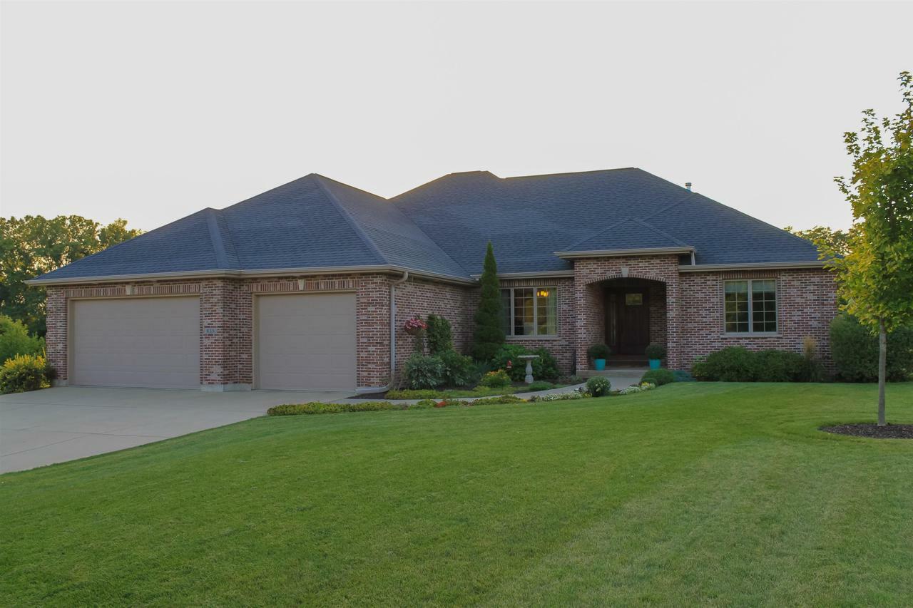 Property Photo:  639 Greenway Point Dr  WI 53548 