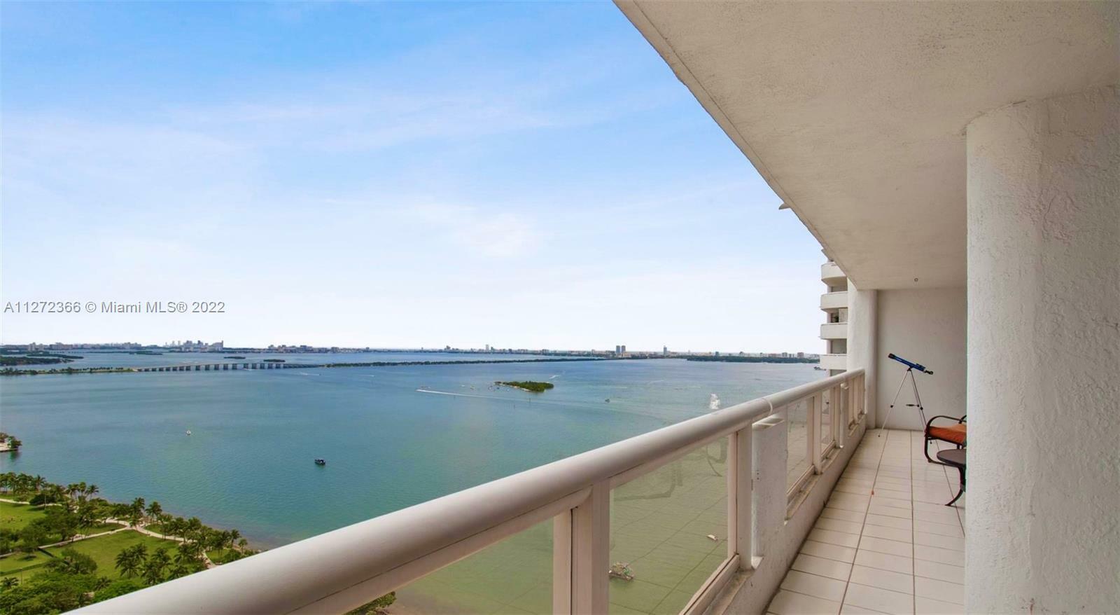 Property Photo:  1717 N Bayshore Dr 3548  FL 33132 