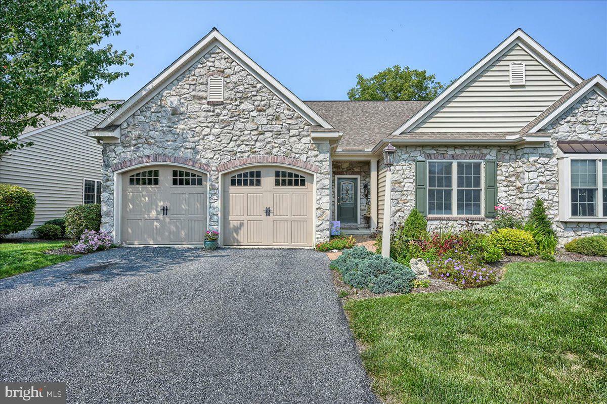 Property Photo: 7568 Forney Way PA 17112