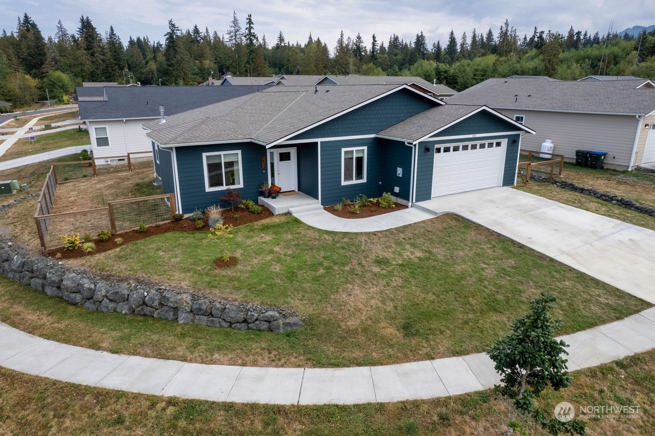 Property Photo:  1411 Rook Drive  WA 98362 