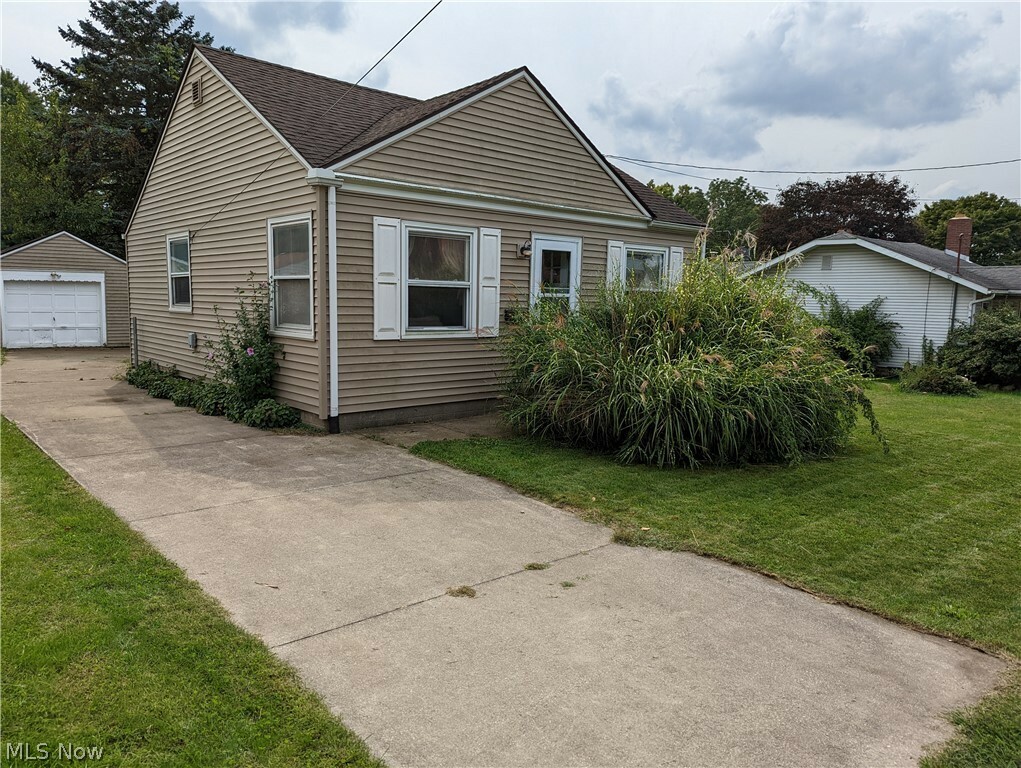 Property Photo: 1204 Chester Avenue OH 44314