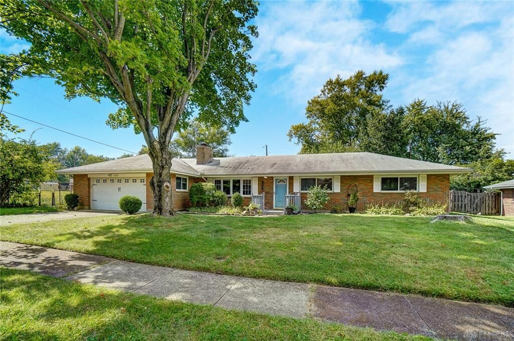 Property Photo: 4325 Lamont Drive OH 45429