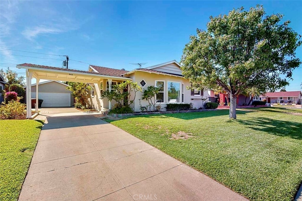 Property Photo:  949 N Winter Street  CA 92805 