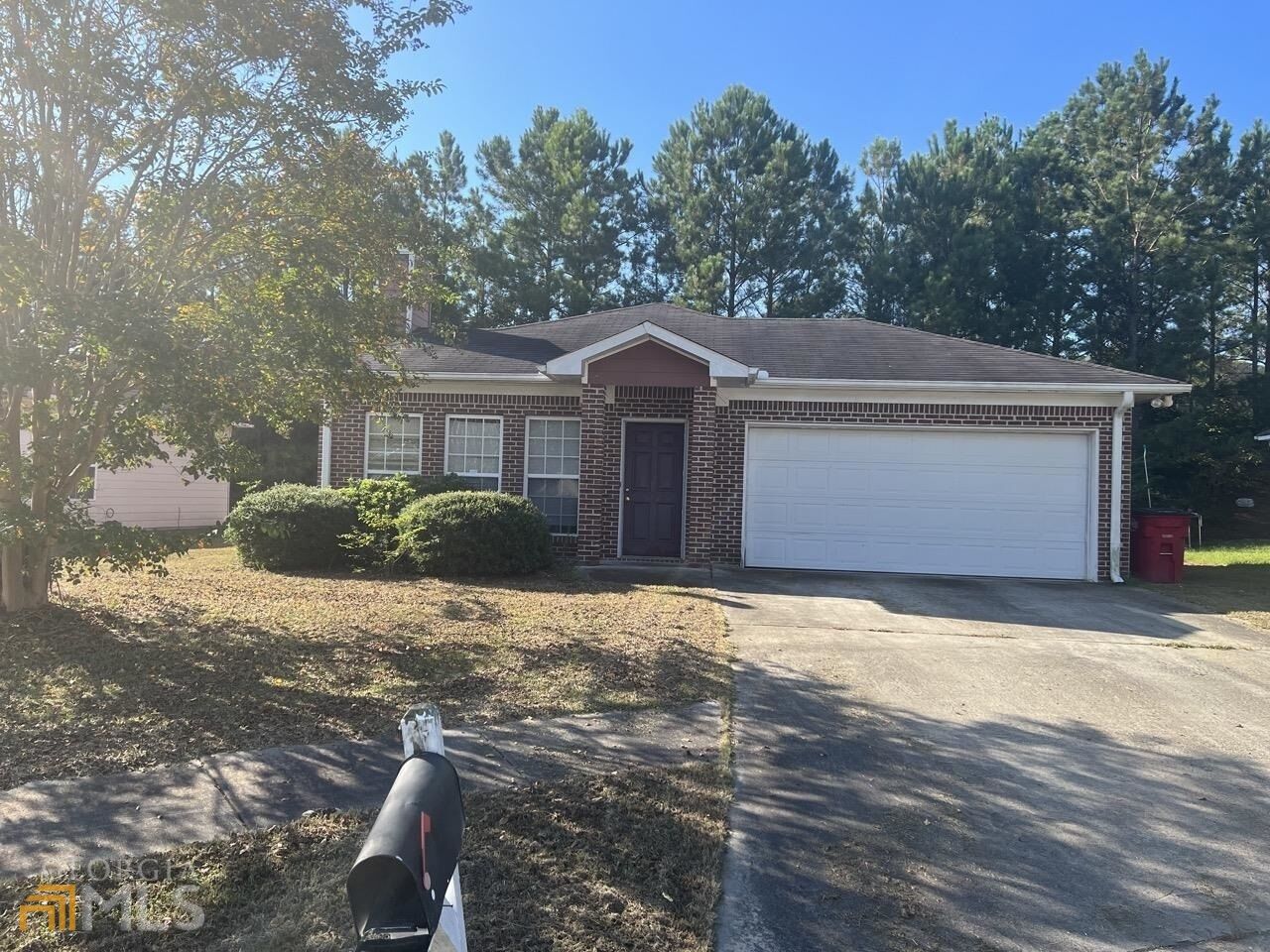 Property Photo:  642 Oakland Hills Drive  GA 31206 