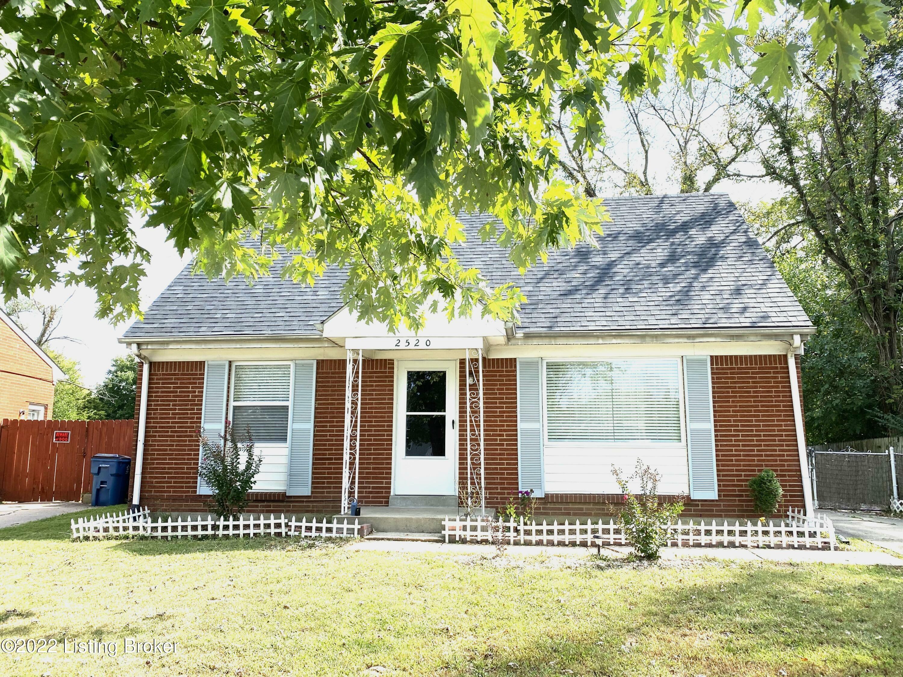 Property Photo:  2520 Lamborne Blvd  KY 40272 