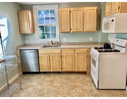 Property Photo:  1001 Adams St 1  MA 02124 