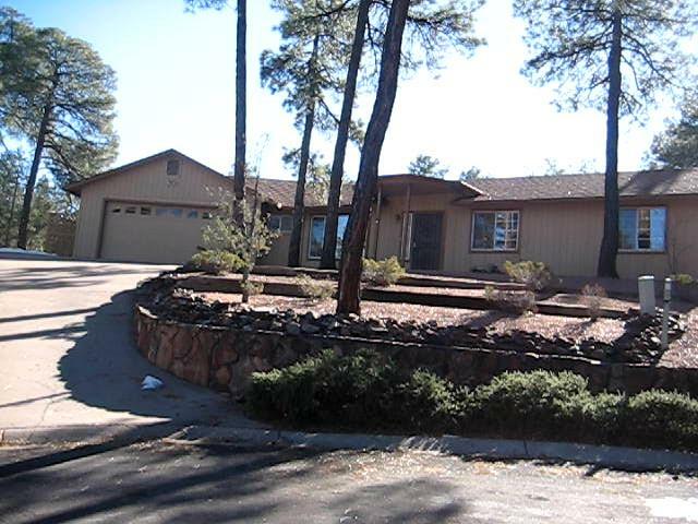 Property Photo:  203 N Bronco Circle  AZ 85541 