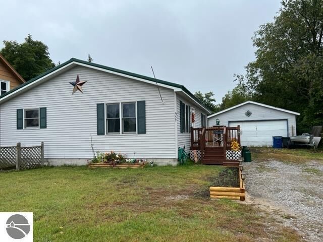 Property Photo: 459 Linden Street MI 49601