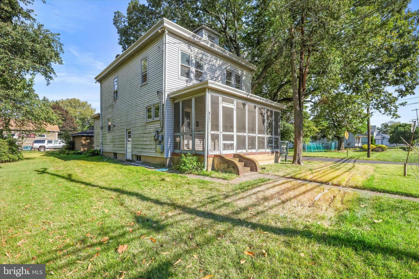 Property Photo:  1308 S Pennsylvania Avenue  PA 19067 