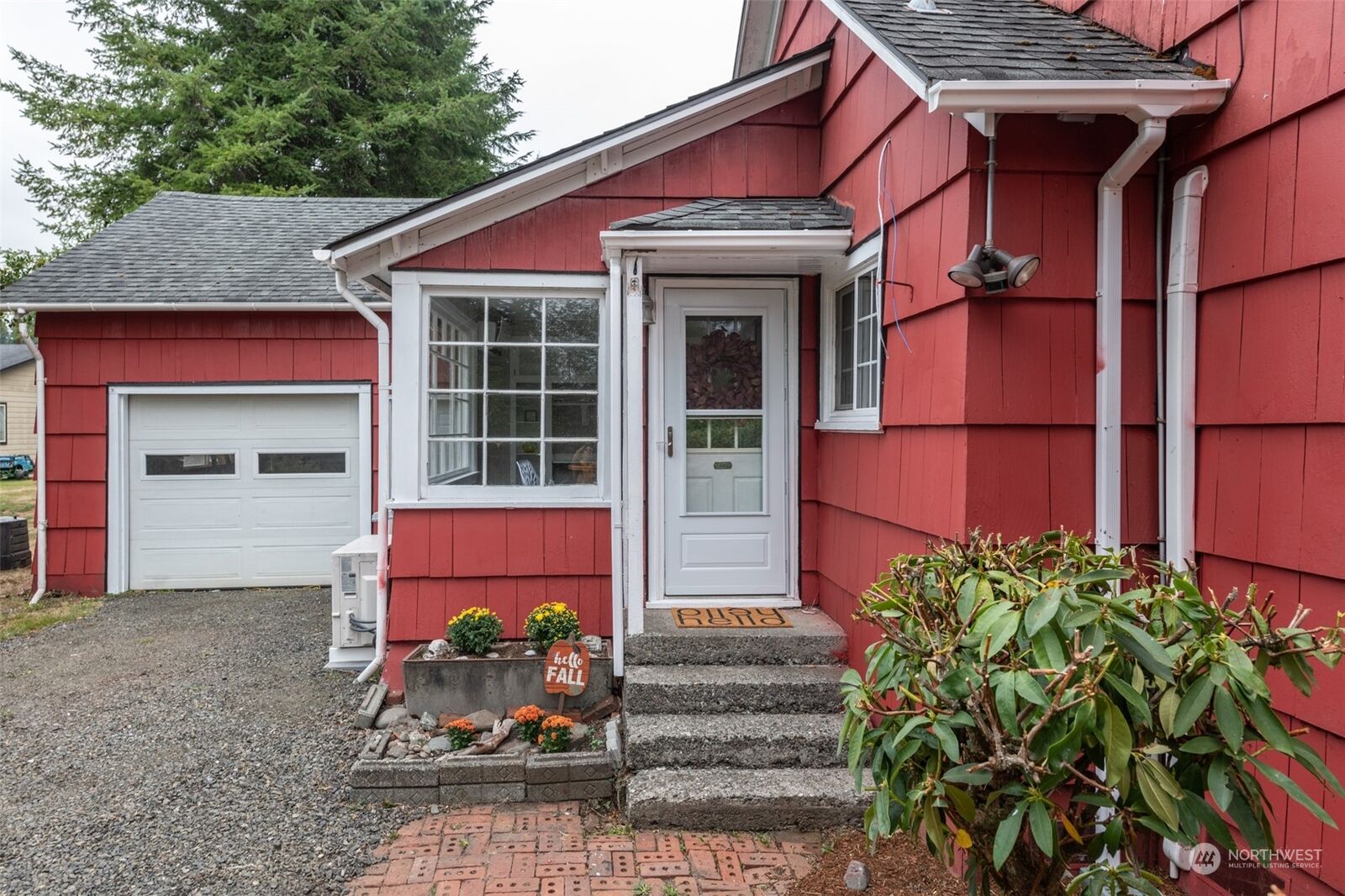 House for sale in Aberdeen 6318 Karjala Road, Aberdeen, WA 98520