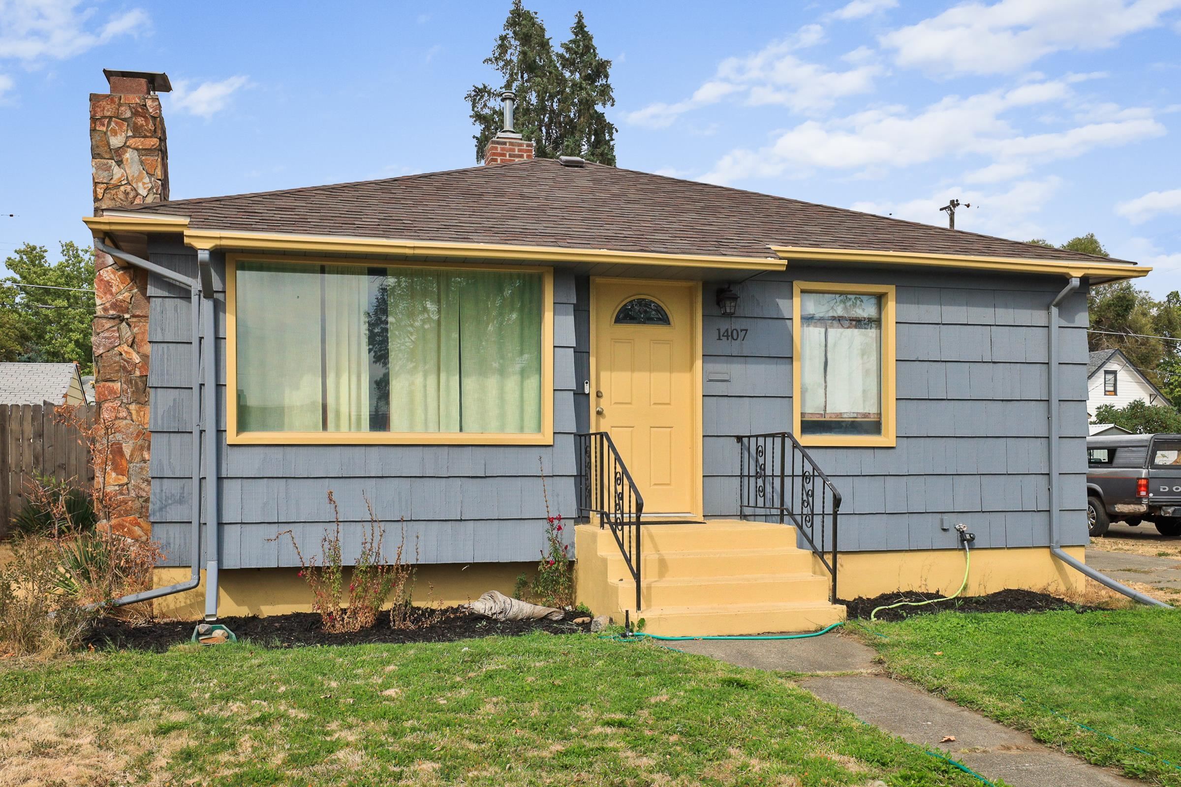 Property Photo: 1407 E Liberty Ave WA 99207