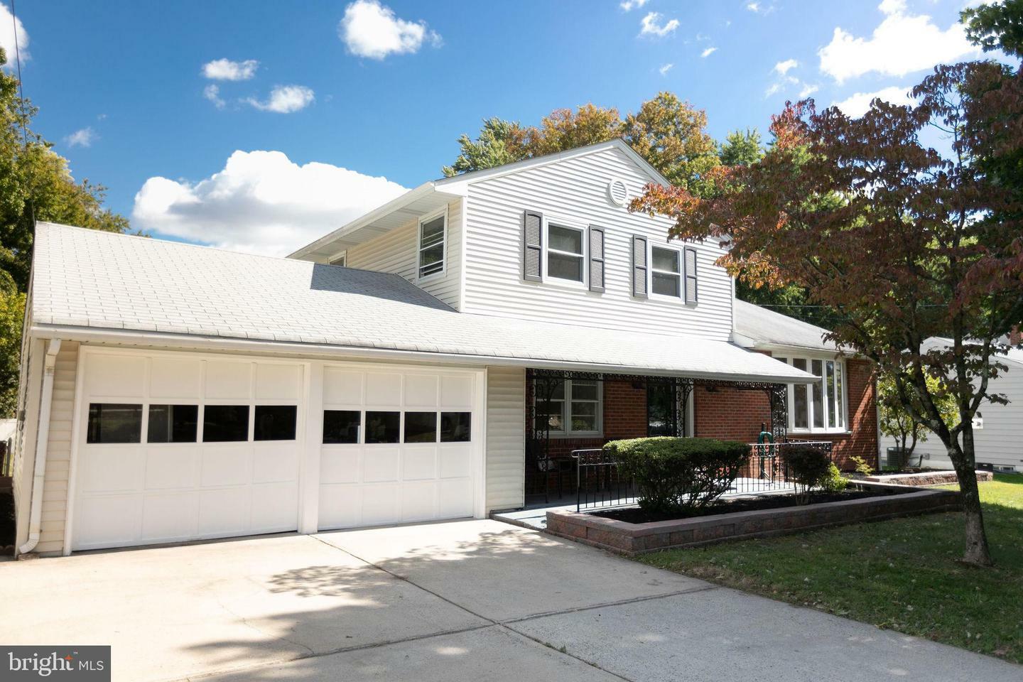 Property Photo: 63 Rockland NJ 08638