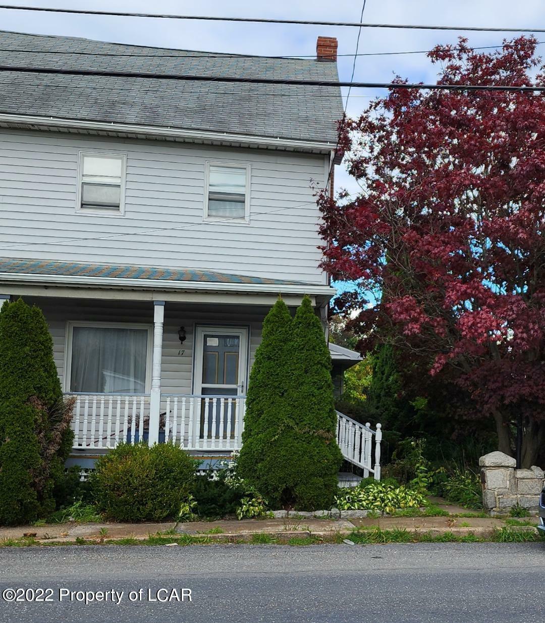 Property Photo:  17 Chestnut Street  PA 18254 