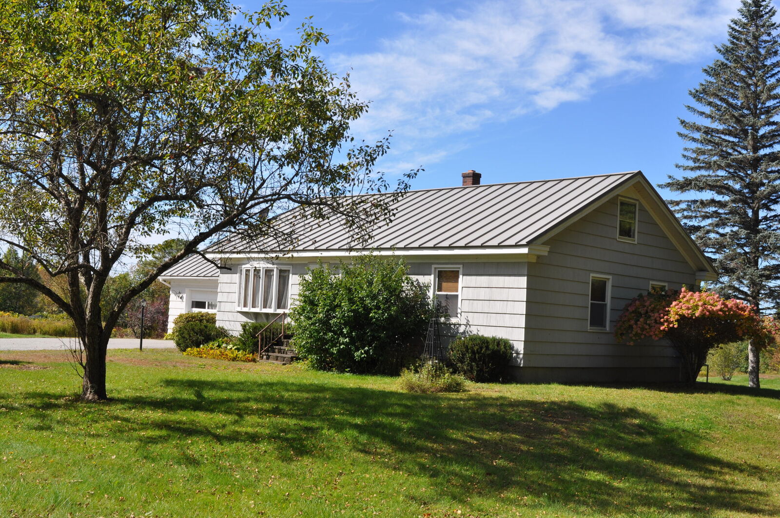 Property Photo:  385 Pond Road  ME 04351 