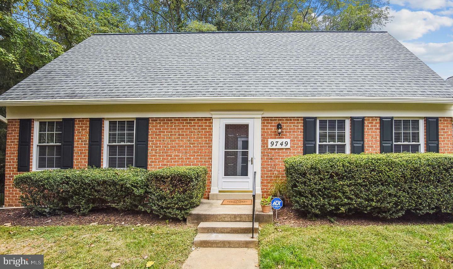 Property Photo:  9749 Pleasant Gate Lane  MD 20854 