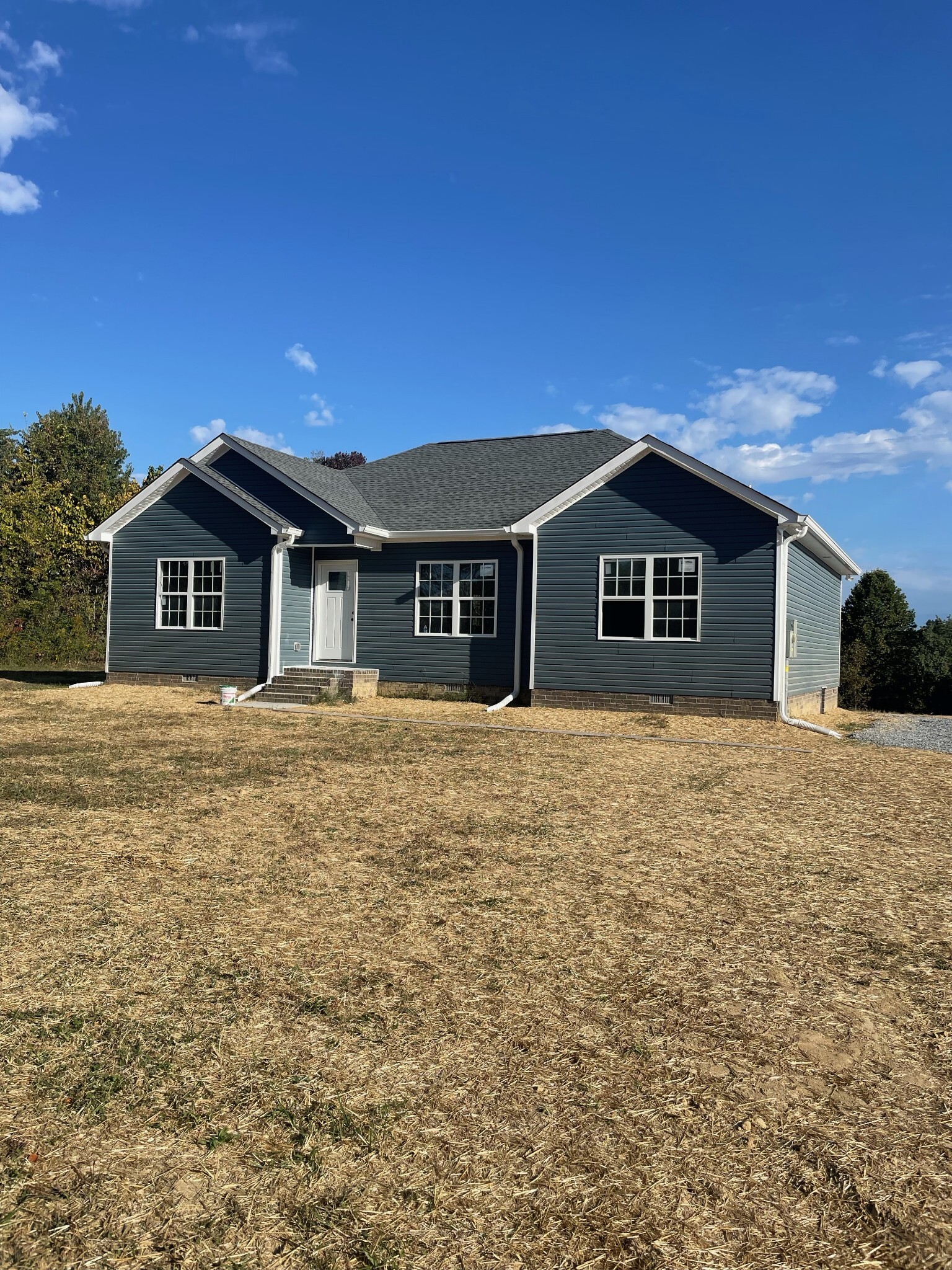 Property Photo: 794 Hawkins Road TN 37186