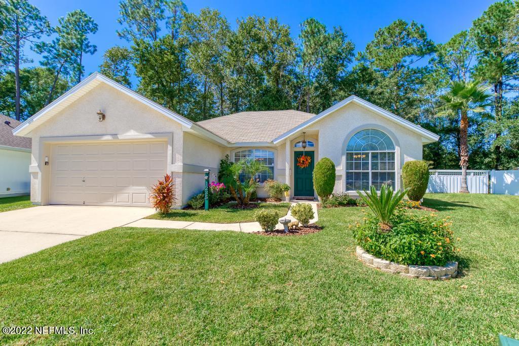 Property Photo: 1235 Summer Springs Drive FL 32068