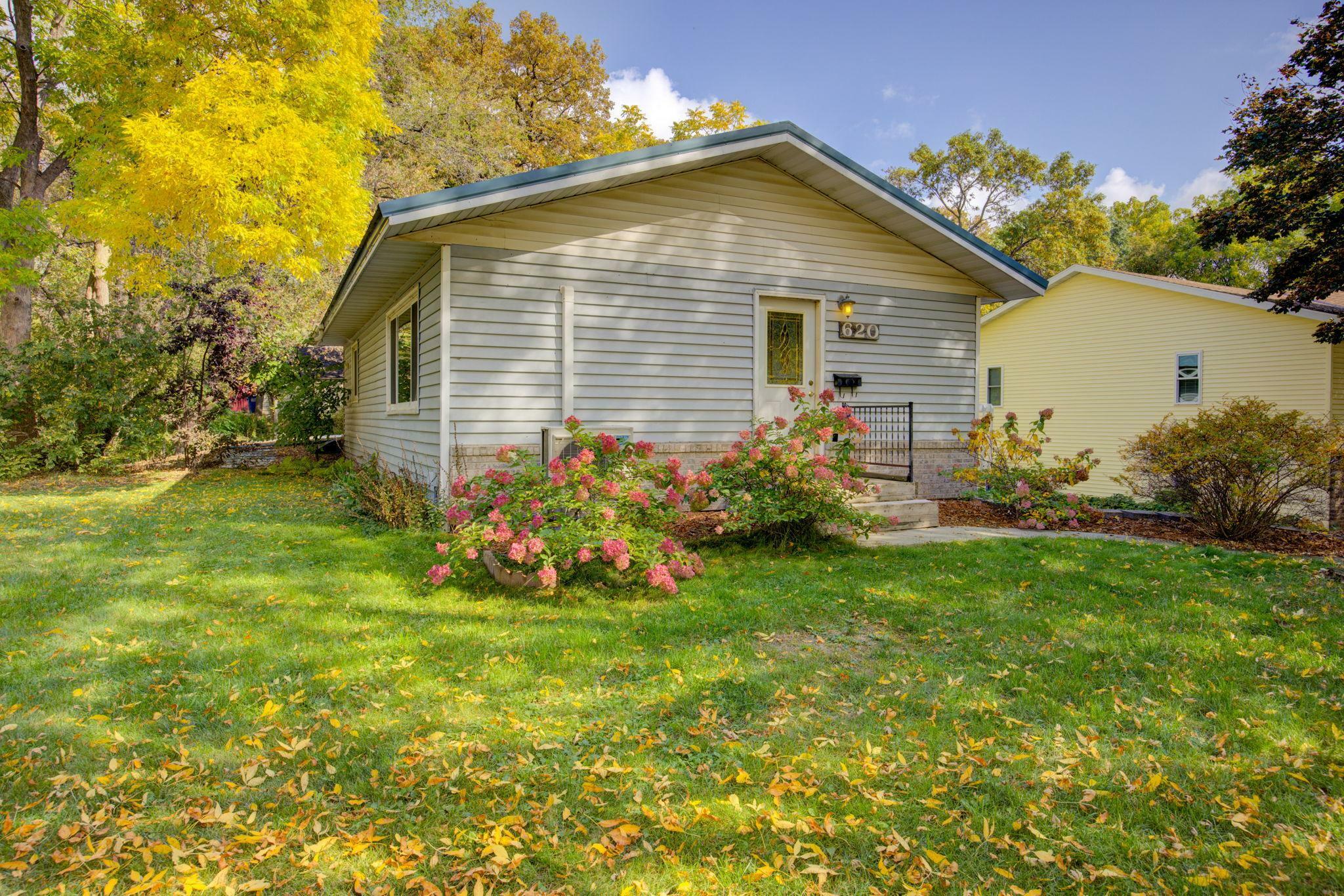 Property Photo:  620 4th Avenue N  MN 56379 