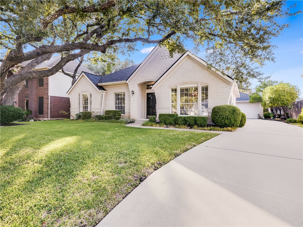 15826 W Dorman Drive  Austin TX 78717 photo