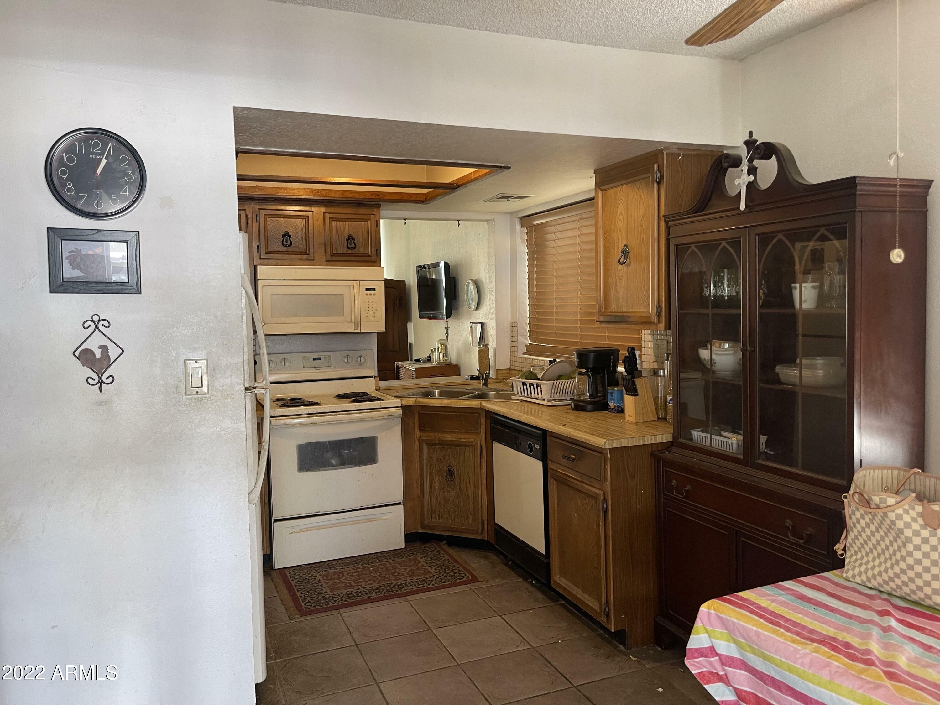 Property Photo:  6225 W Mary Jane Lane  AZ 85306 