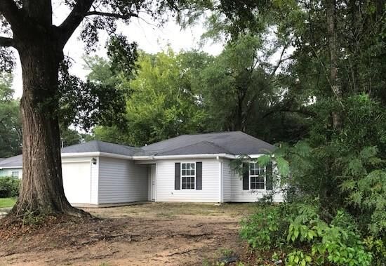 Property Photo:  341 S Lincoln Street  FL 32536 