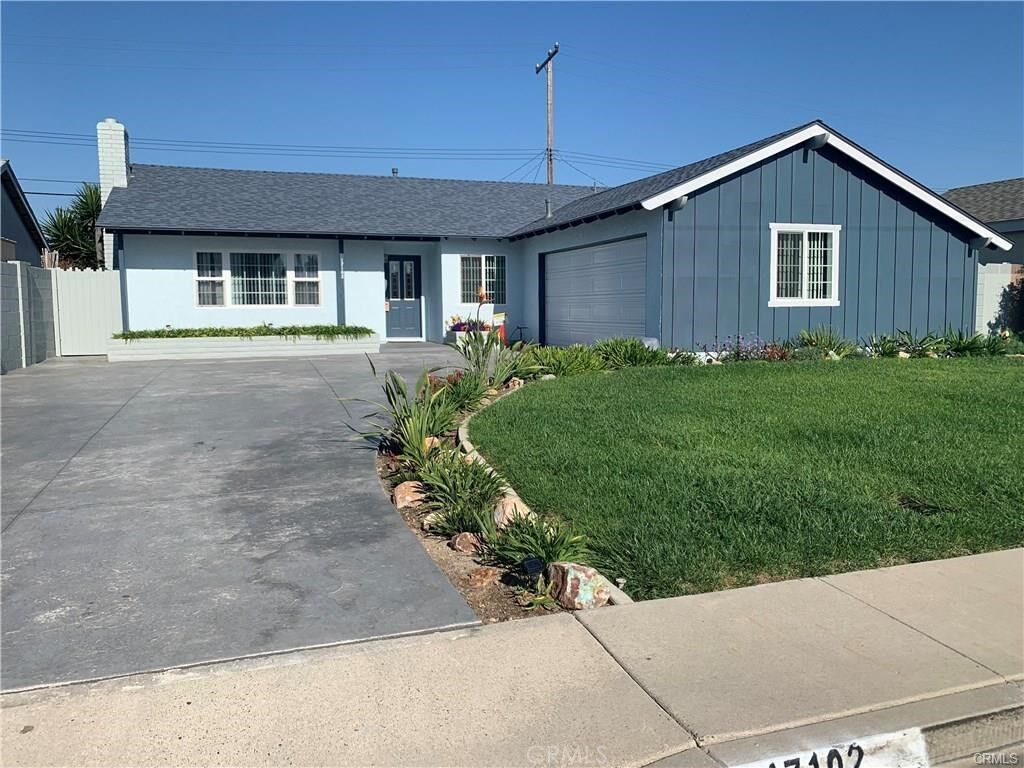 Property Photo:  17102 Kampen Lane  CA 92647